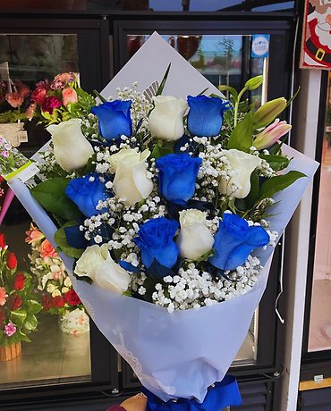Juanita\'s Blue & White Bouquet