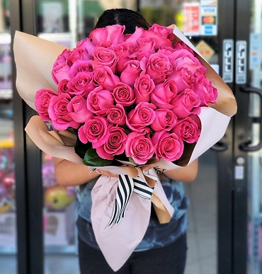 50 Hot Pink Roses