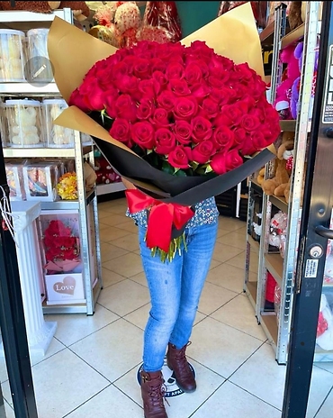 100 Premium Red Roses Bouquet